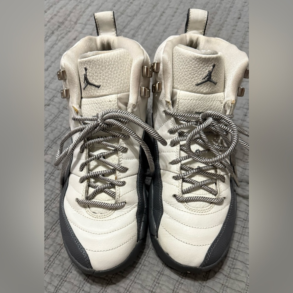 Jordan 23 Grey White Sneakers 6Y